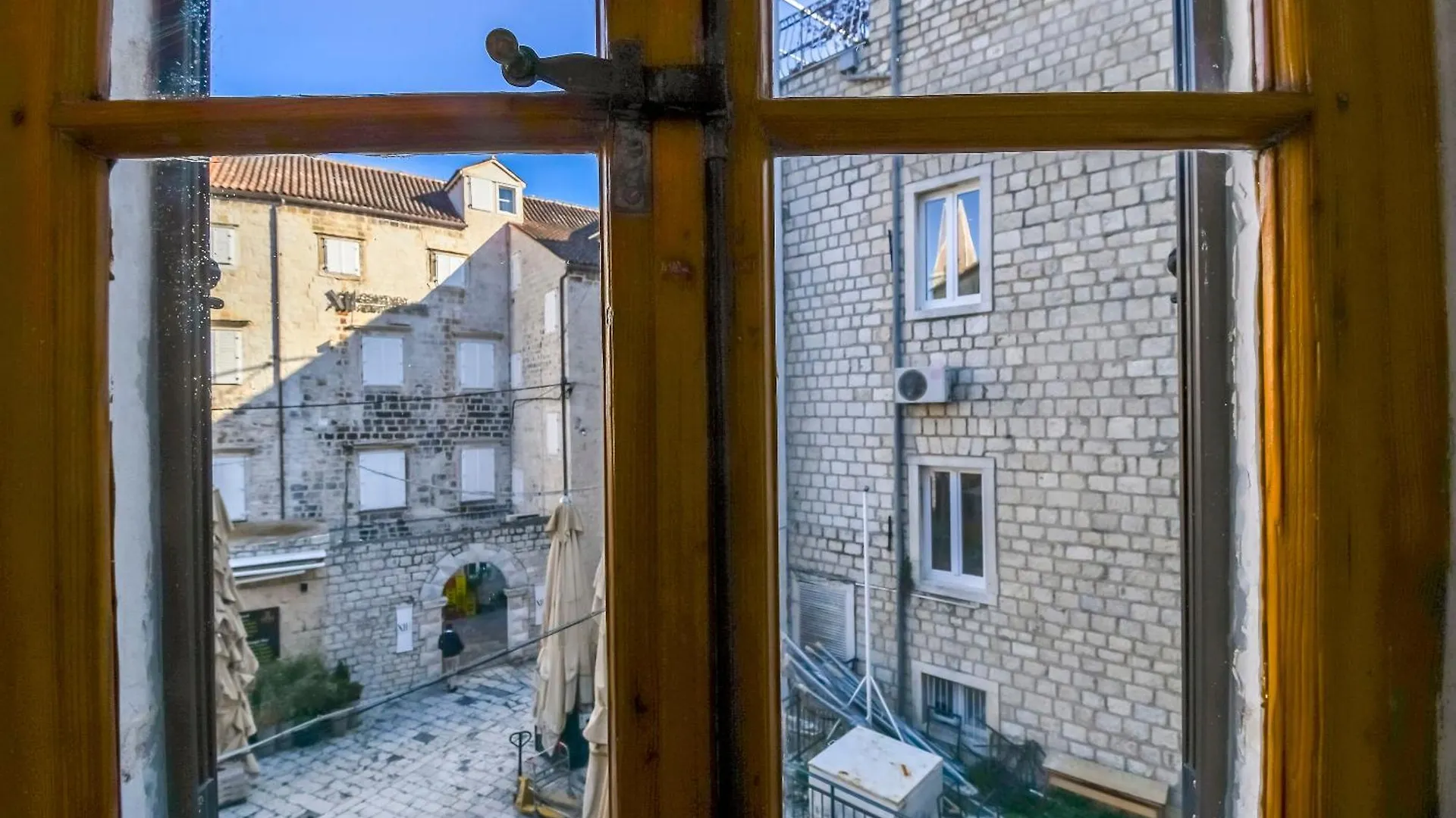 Room Biljana Trogir 0*,
